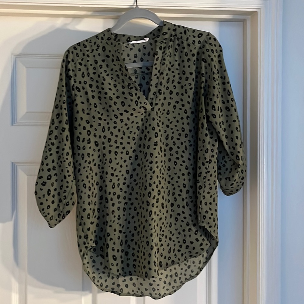 Cheetah print, olive 3/4 length sleeve top